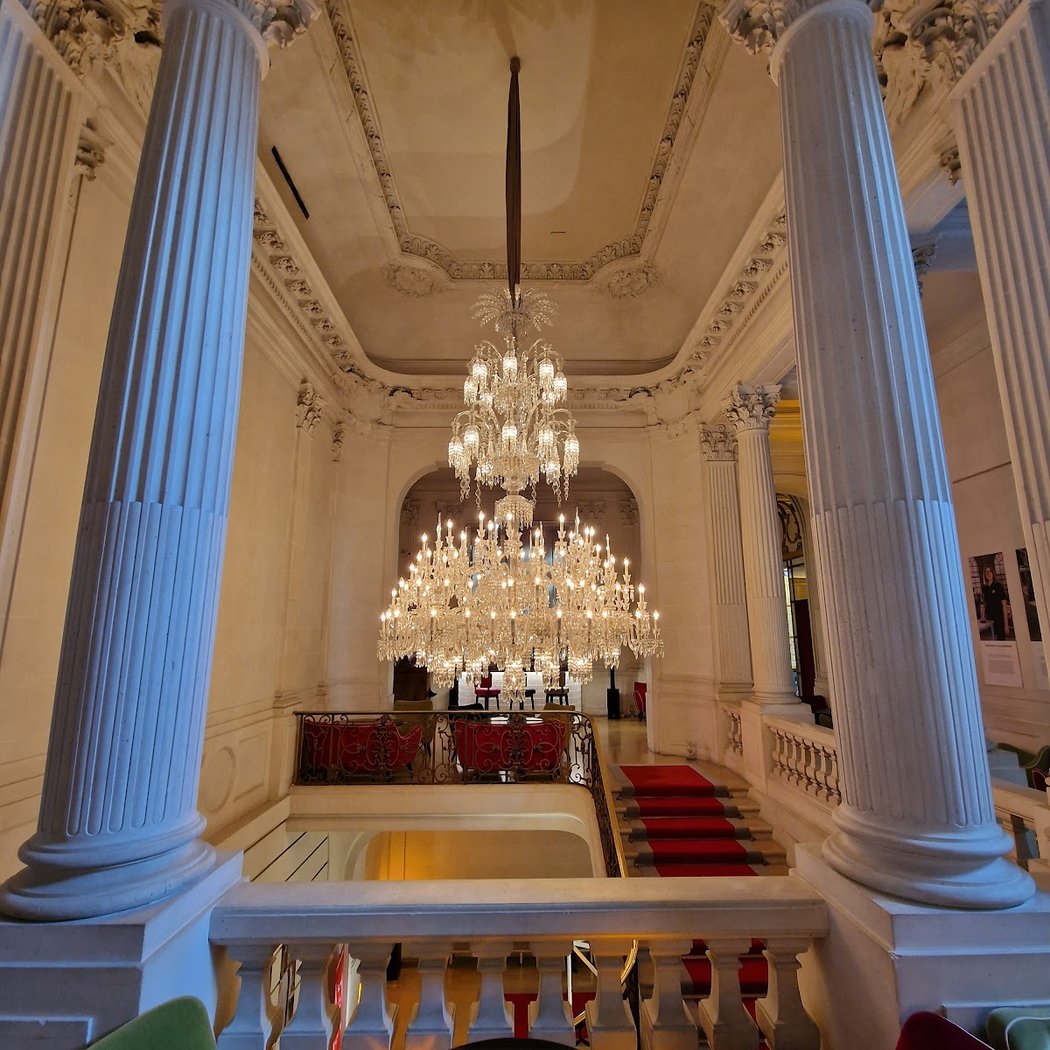 BACCARAT PARIS CRISTAL ROOM 5
