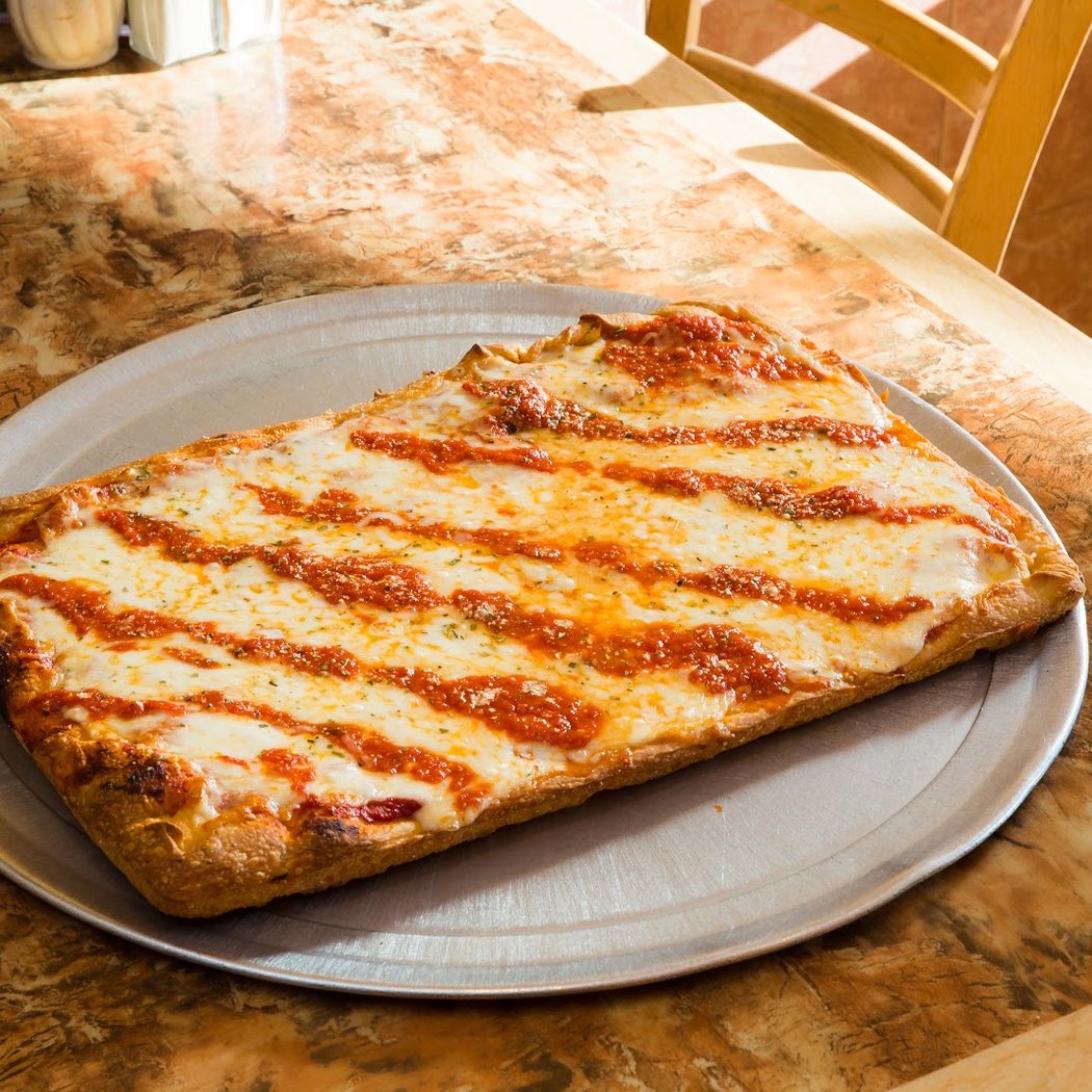 Luigi's Pizza 1