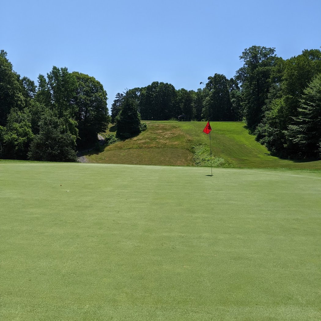 Red Hook Golf Club 3