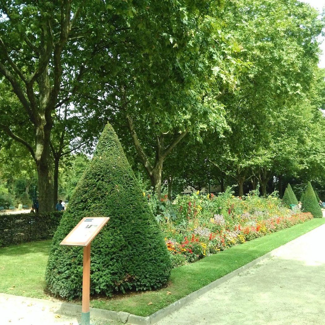 Square Emmanuel Fleury 5
