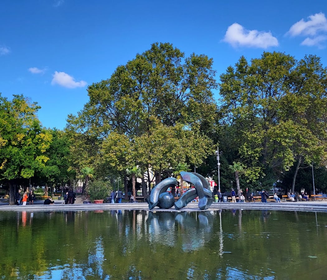 Resselpark 1