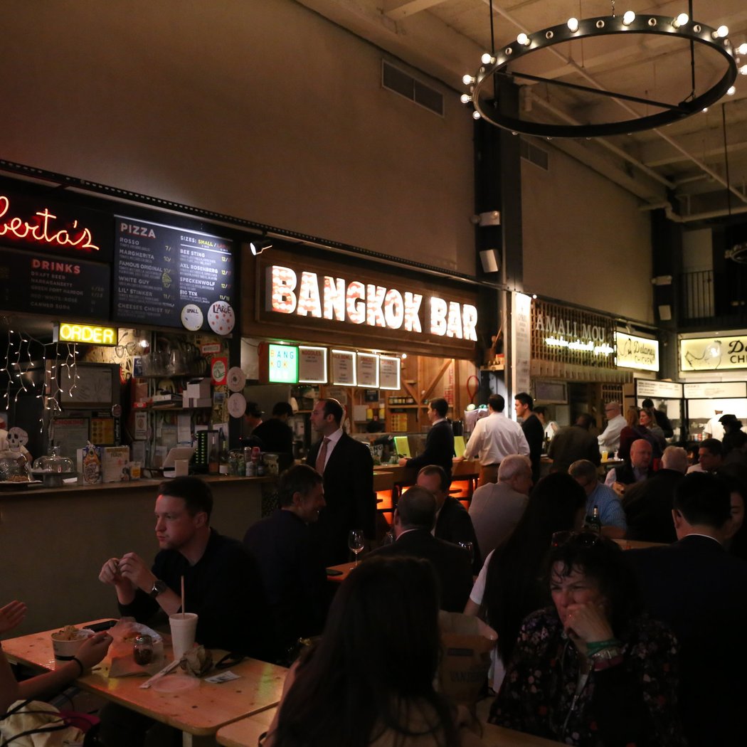 Vanderbilt Market - Bars & Eateries 3