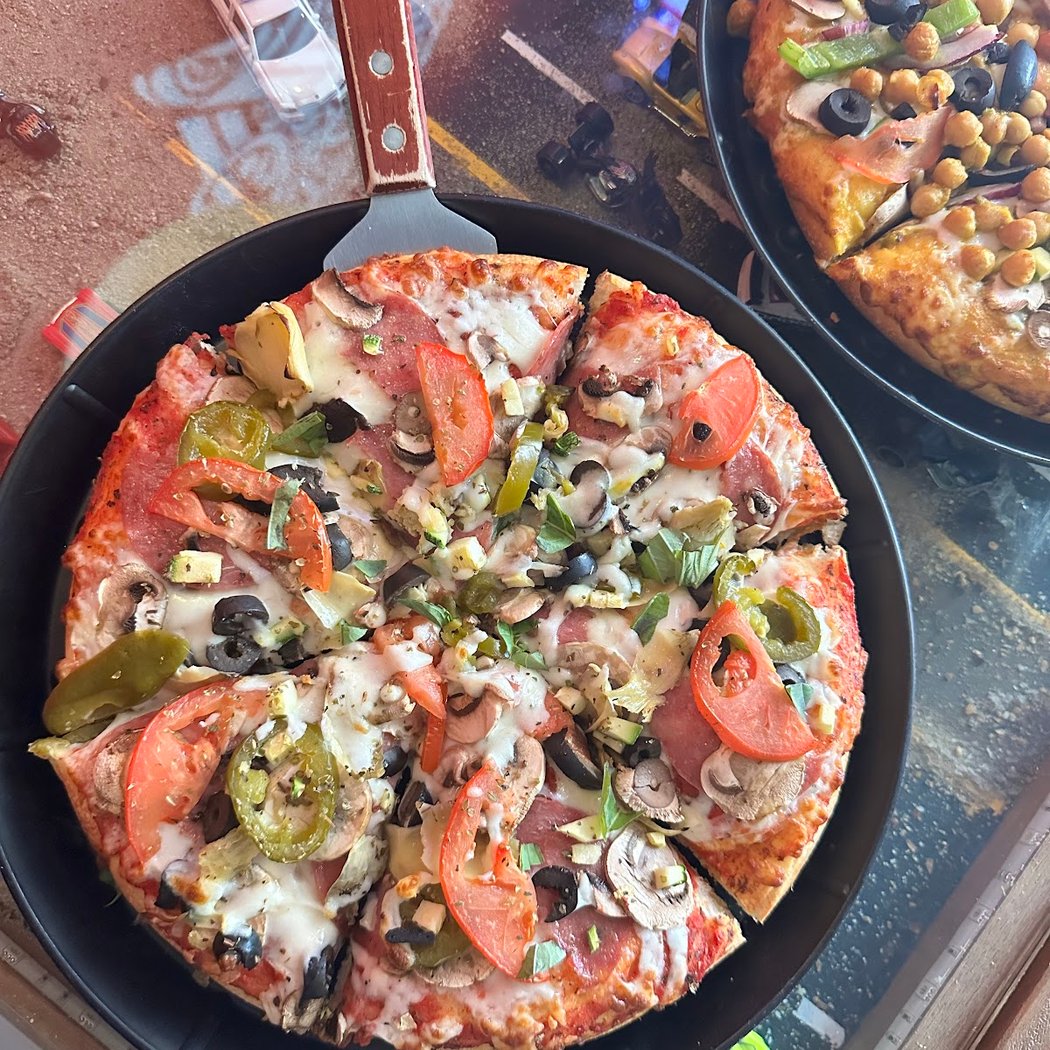 T-Bird's Pizza 1