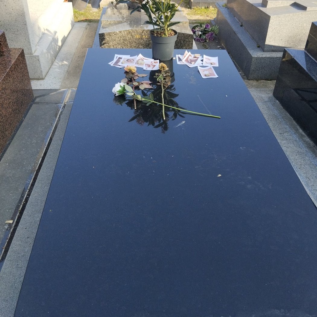Tombe de Man Ray 5