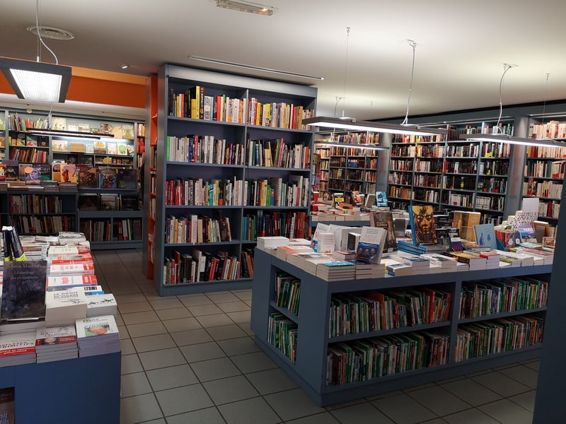 Librairie Chantelivre à Issy-les-Moulineaux 1