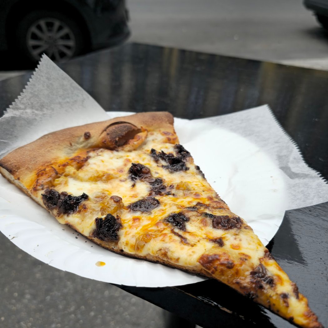 S&Q PIZZA within SEXY QUEEN RESTAURANT 3