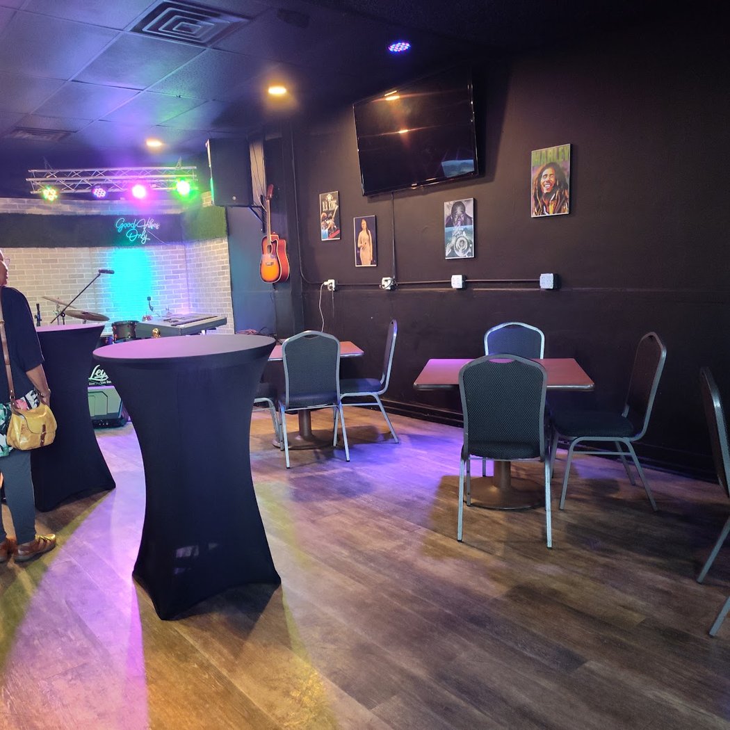 Legends Grill and Music venue 2