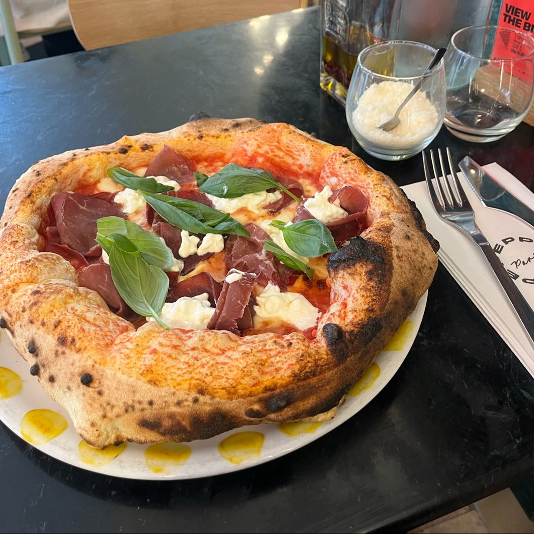PEPPE PIZZERIA Etienne Marcel 3