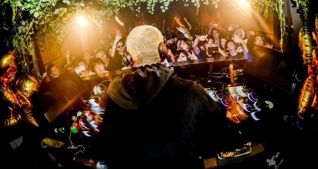 LAUREL TOKYO 1