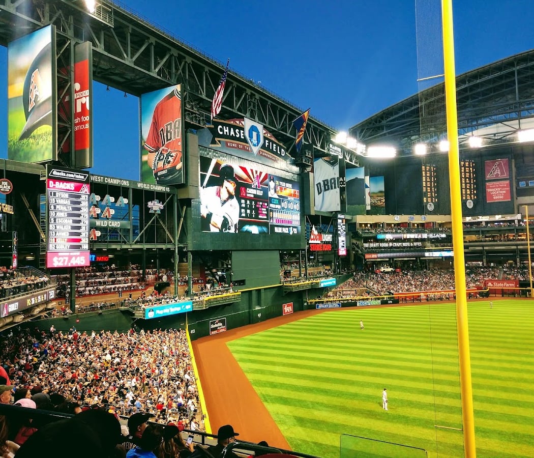 Arizona Diamondbacks Offer Chase Field Firework Spectacular for July 4th Weekend 2