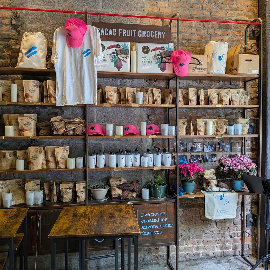 Blue Stripes Wine Bar & Cafe 3