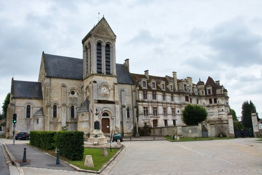 Château and Estate of Ambleville 2
