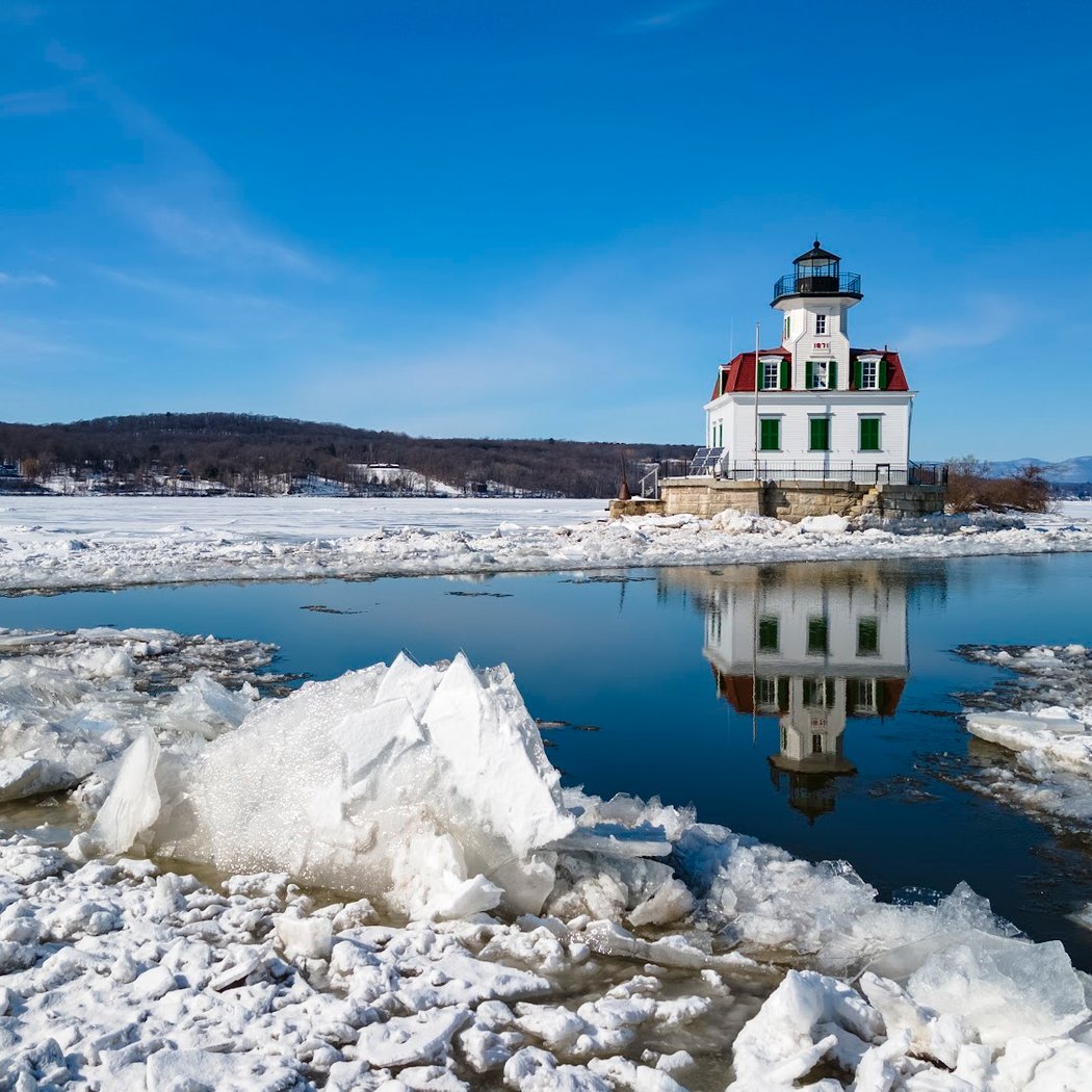 Lighthouse Park and Historical Marker 1