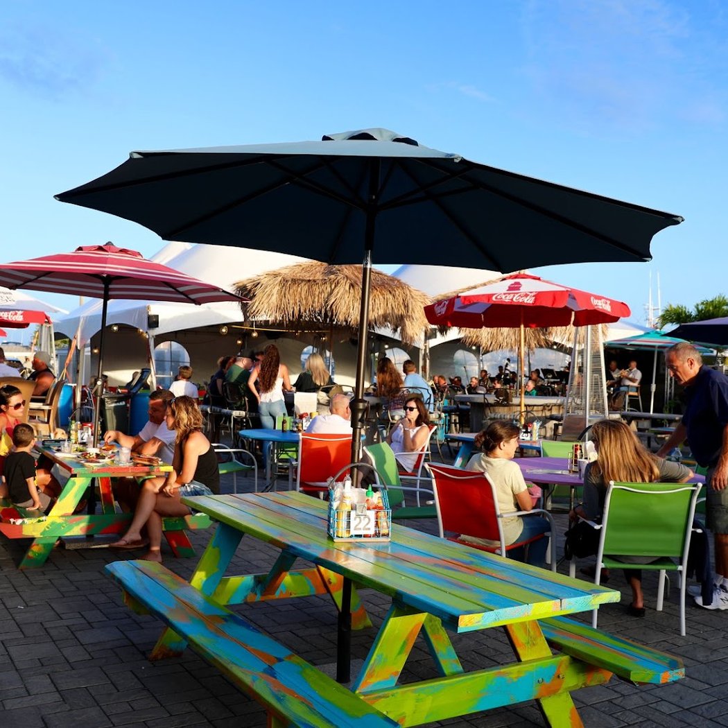 The Spot at Oakdale Yacht Club 1