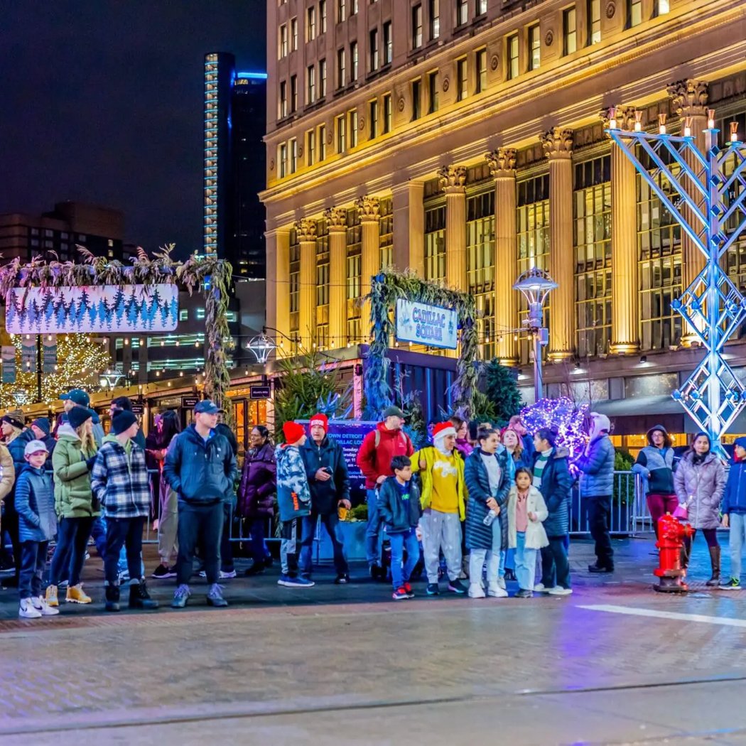 Menorah in the D 1