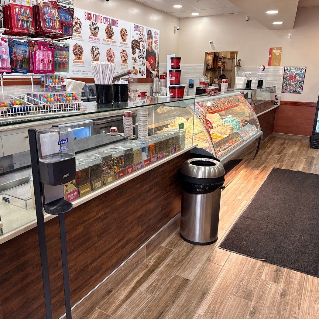Cold Stone Creamery 2
