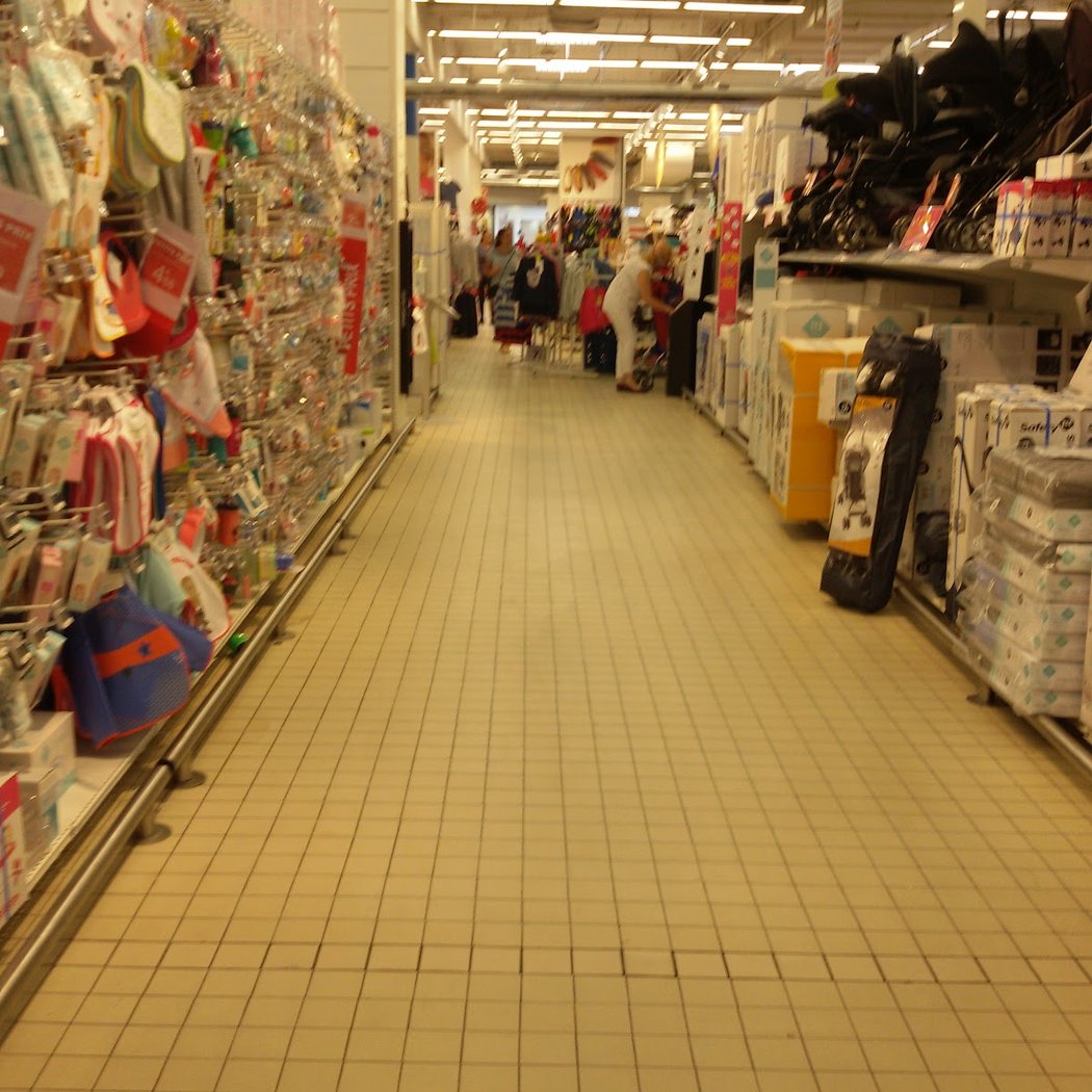 Carrefour Montreuil 3