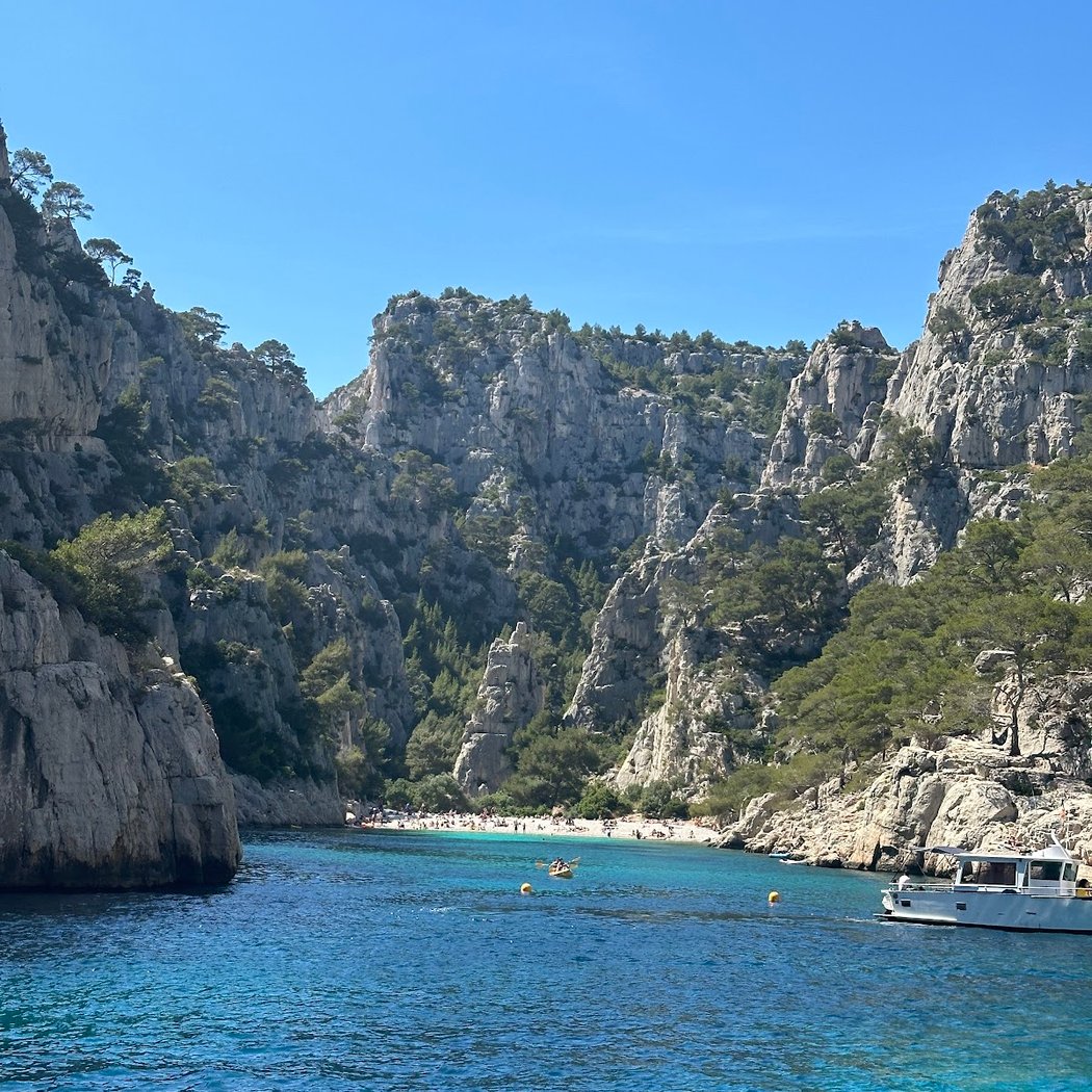 Turquoise Calanques 1