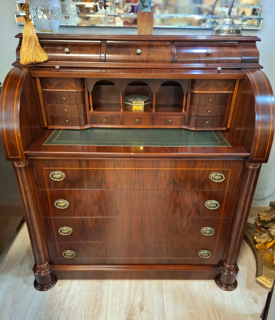 Sequoia Muebles Antigüedades 1