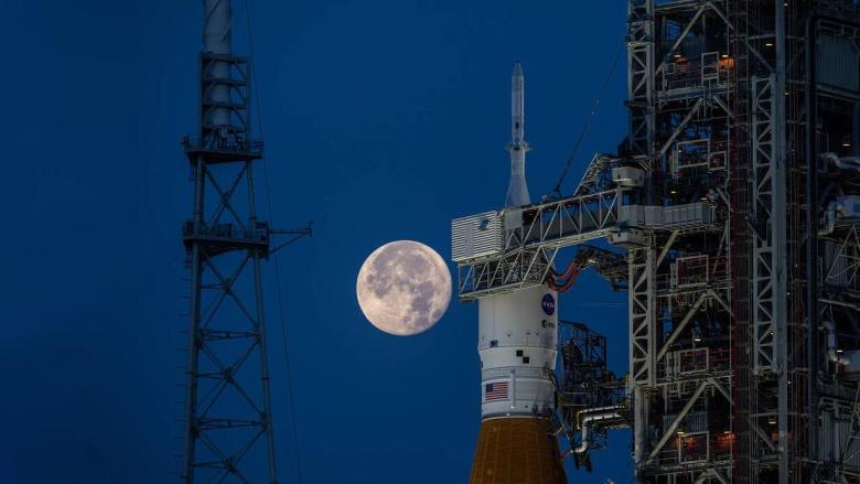 Astronomy Live: The Future of Space Exploration 1