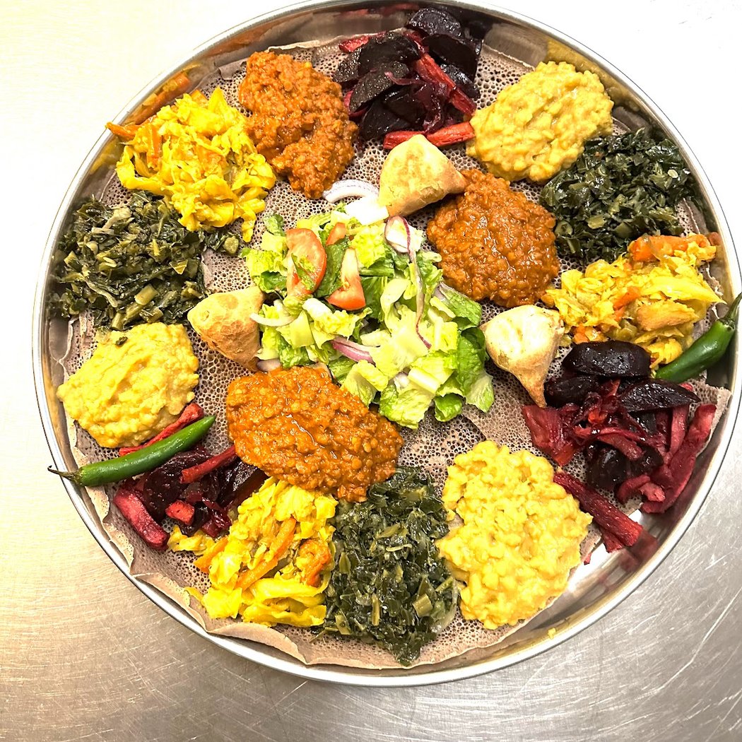 ADMAS ( ፒያሳ ) ETHIOPIAN and ERITREAN RESTAURANT 1