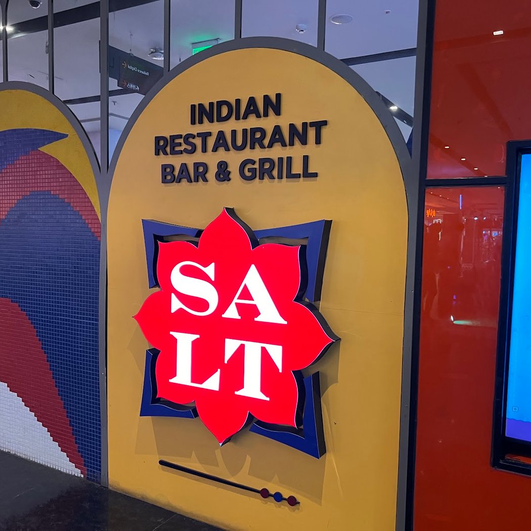 SALT - Indian Restaurant Bar & Grill 3