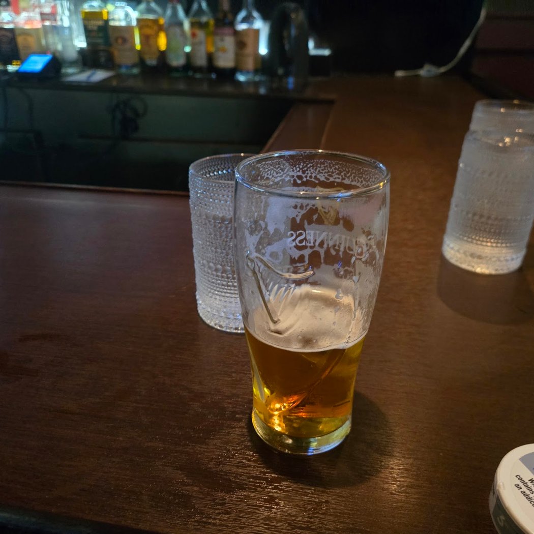 Emerald Pub 2