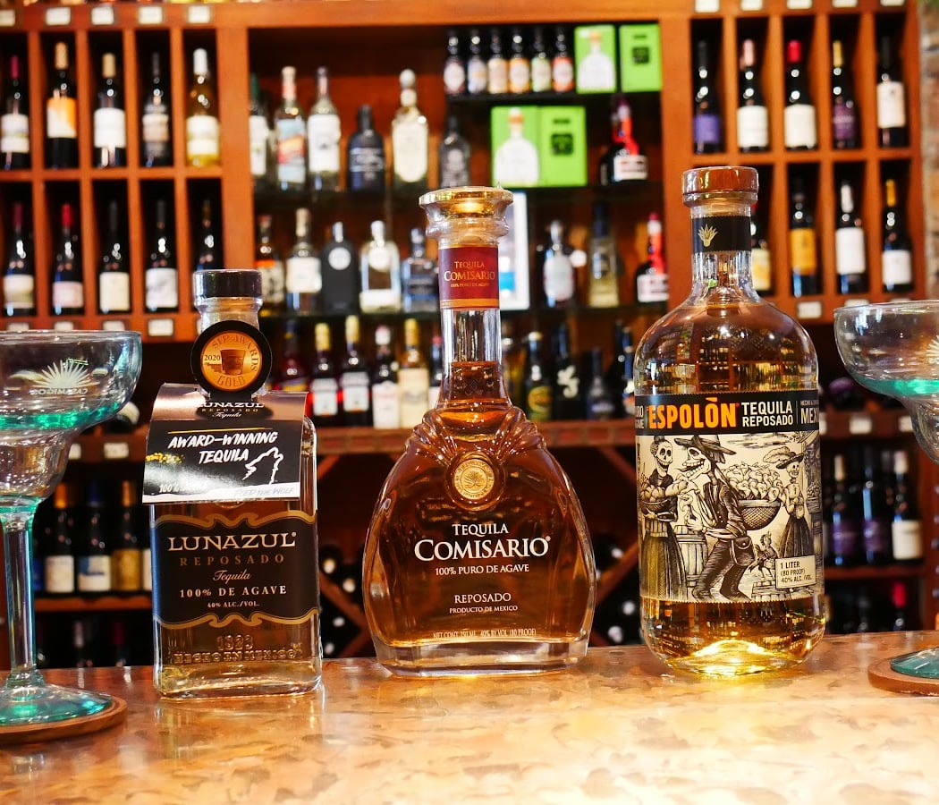 Vintage Harlem Wine & Spirits 1