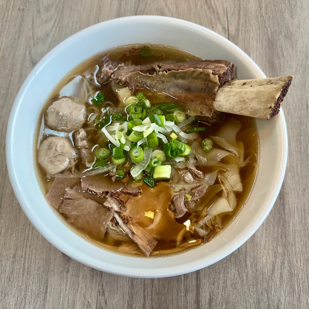 Pho Saigon Restaurant 3