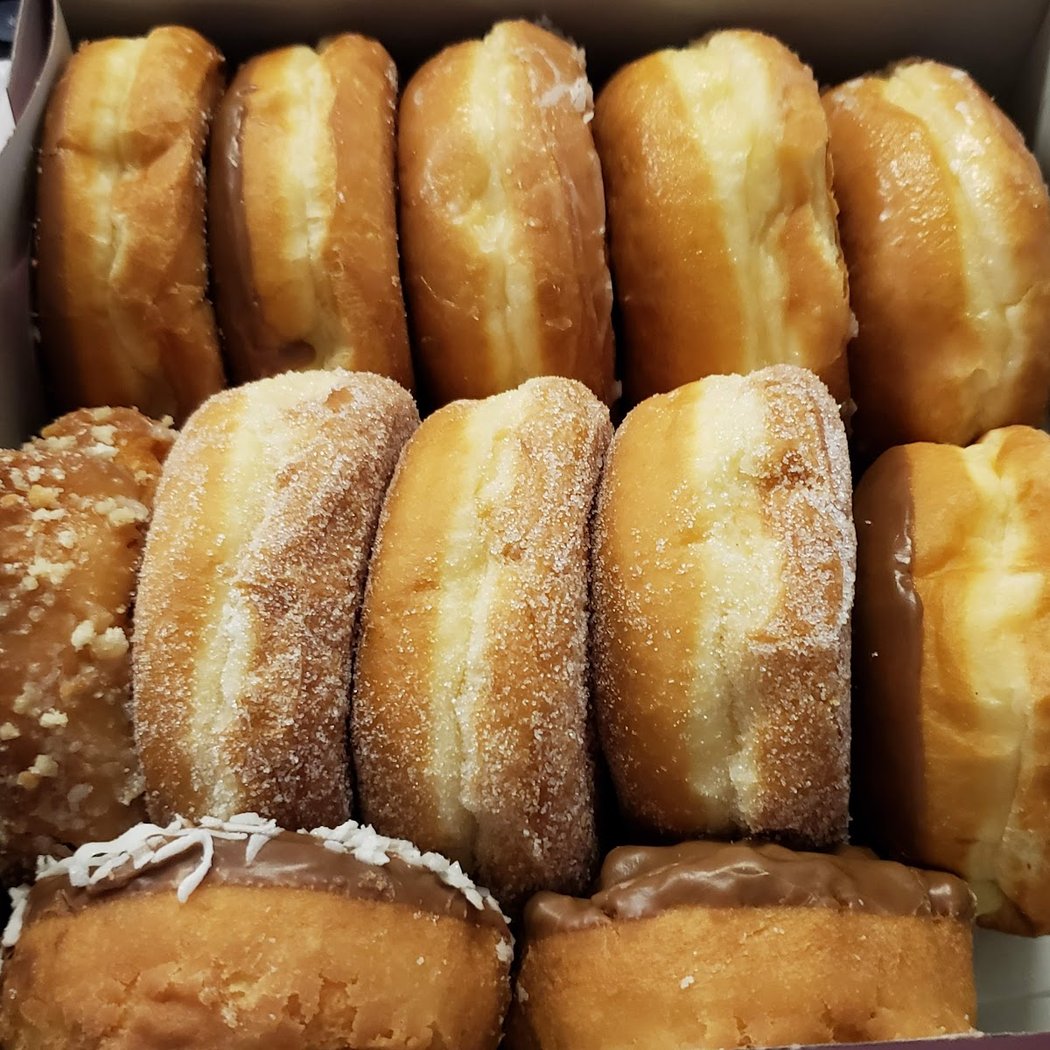 Lee's Donuts 1