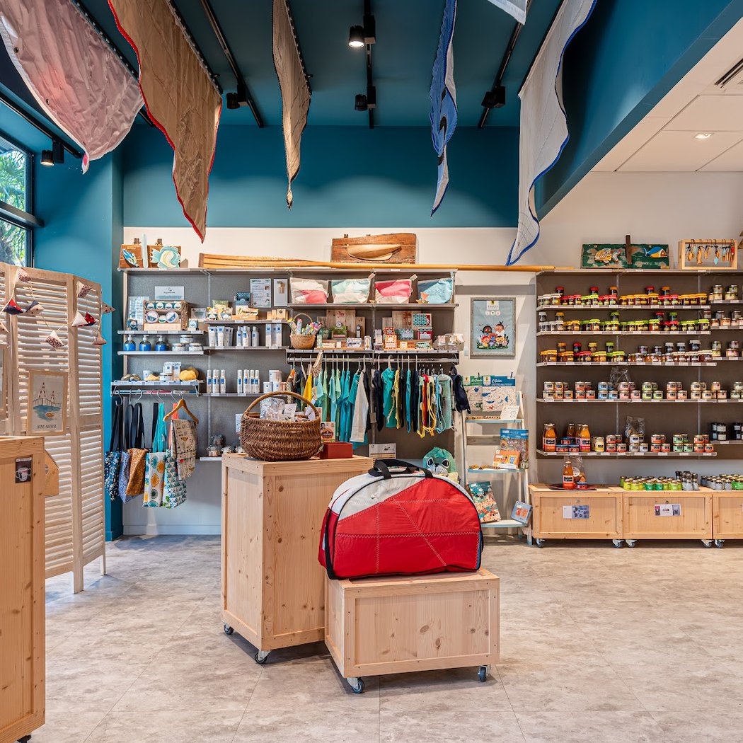 Le Quai Ouest Magasin de Découvertes 3
