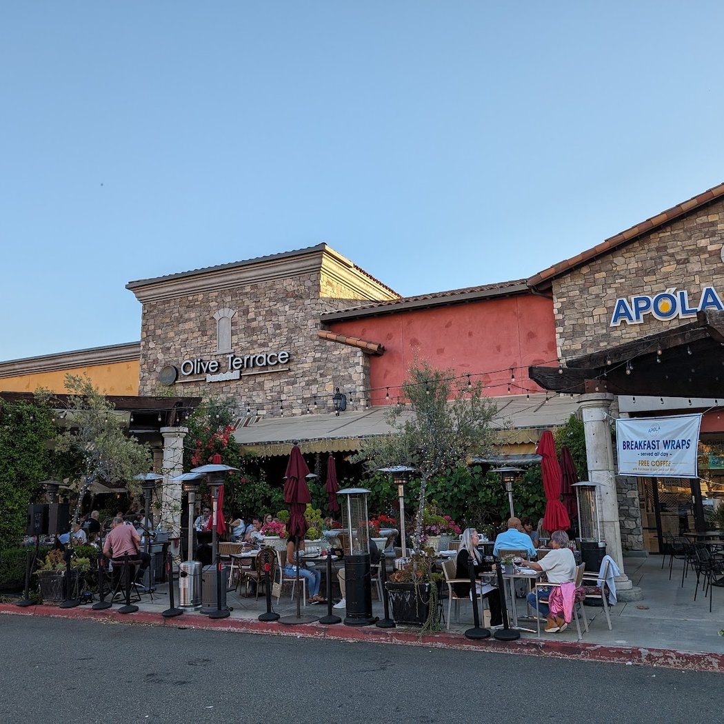 Gateway Village 3