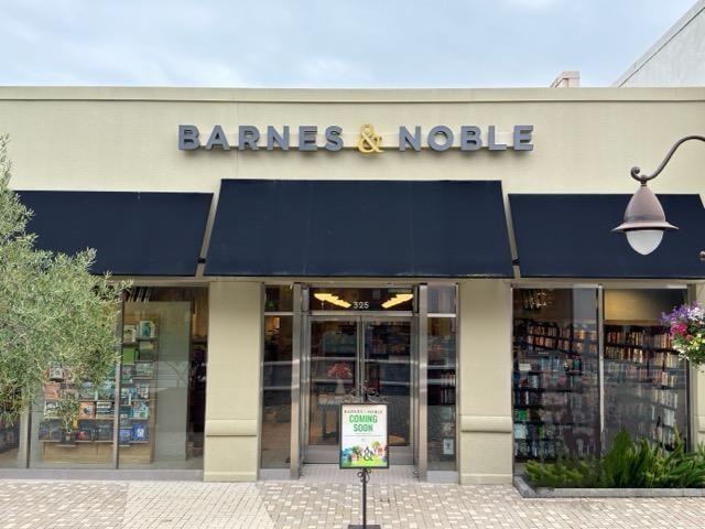 Barnes & Noble 2