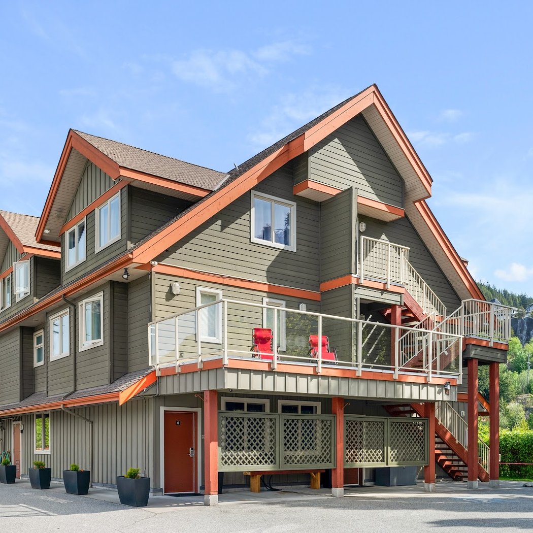 Squamish Adventure Inn & Hostel 2