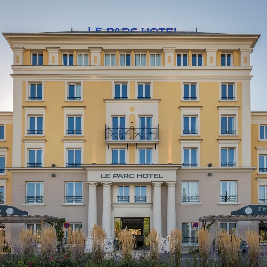 Plessis Parc Hôtel 1