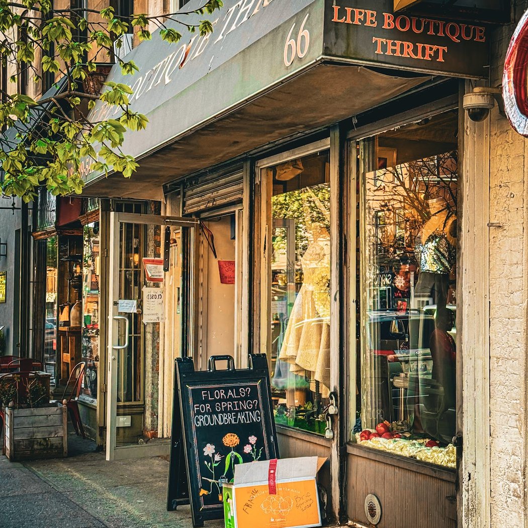 Life Boutique Thrift 2