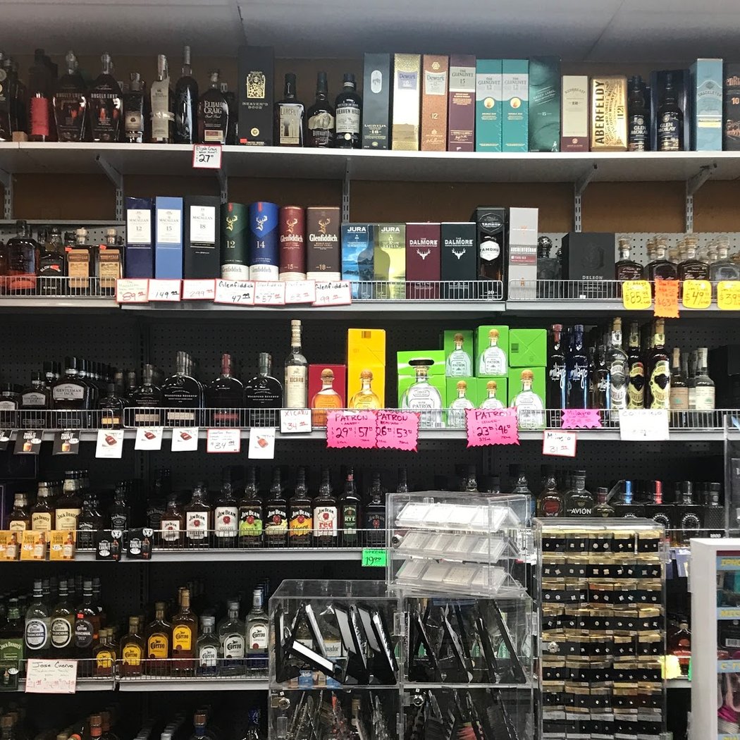 Garys Liquor 1