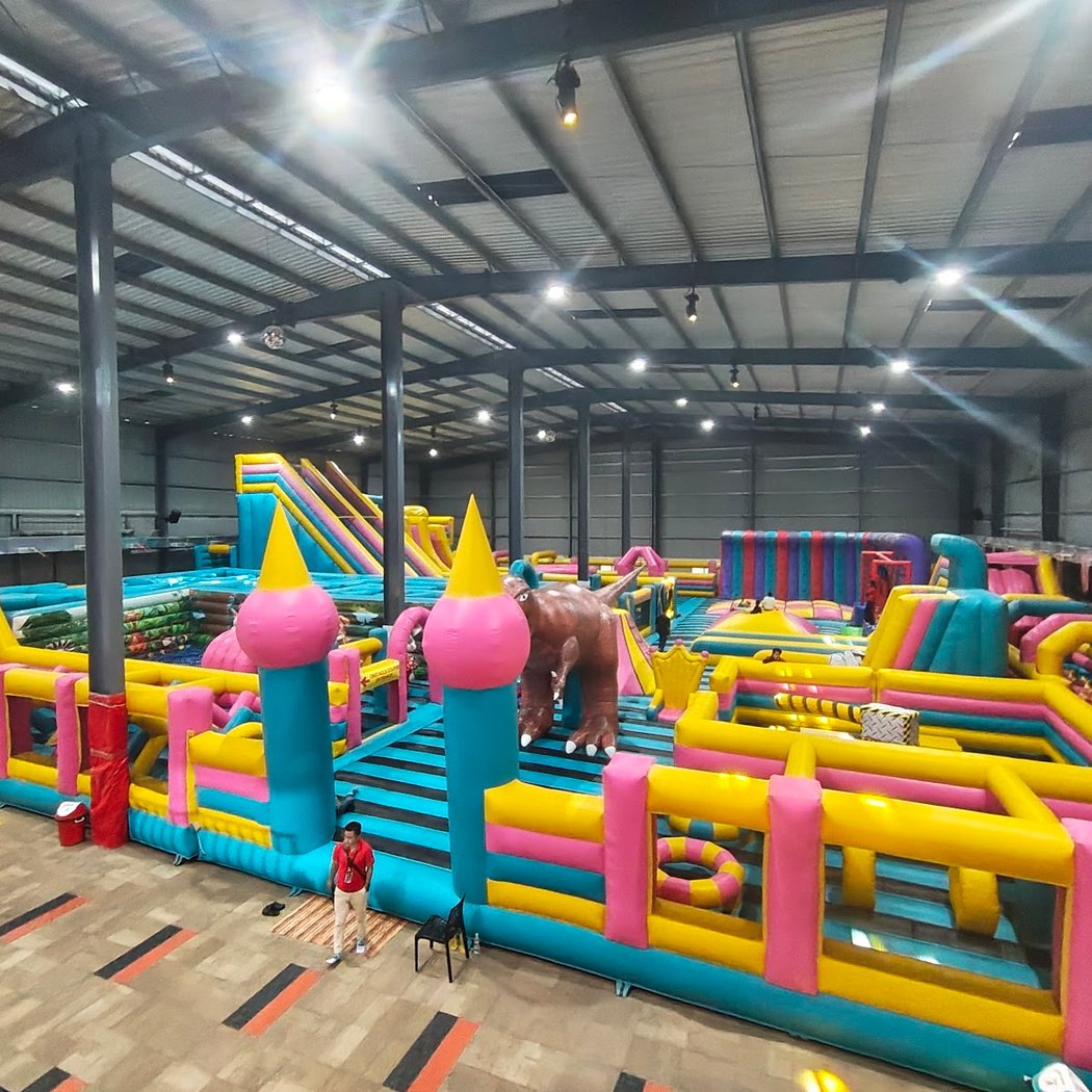 Ninja Inflatable Park 2