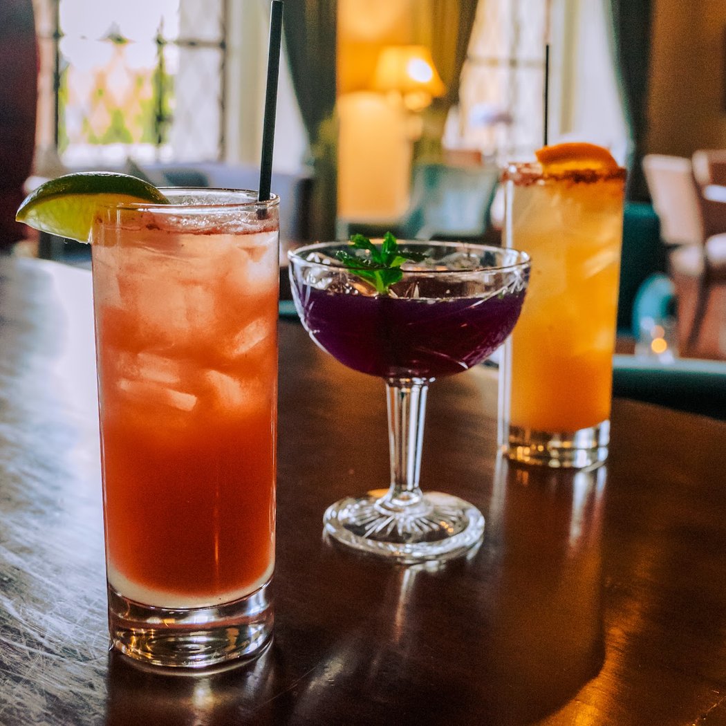 Morgan's Bar & Lounge 1