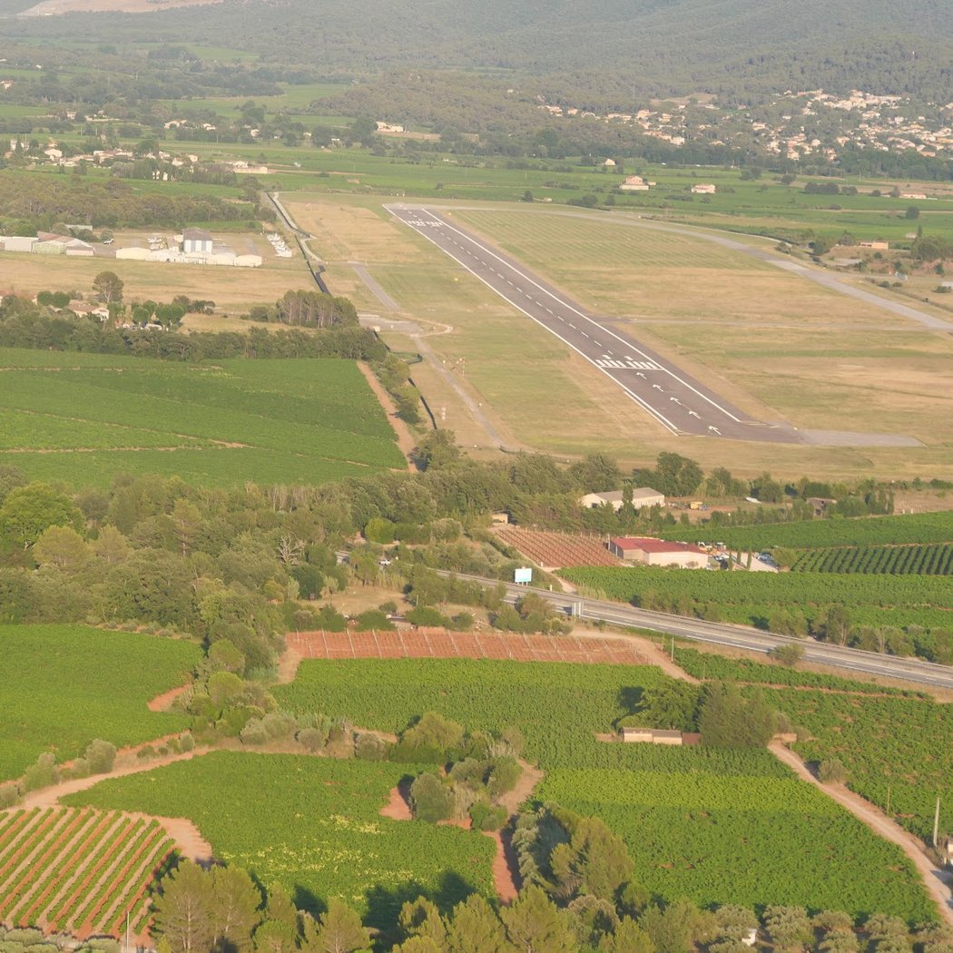 Aérodrome de Cuers 3