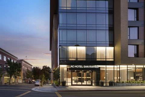 AC Hotel San Rafael Downtown 5