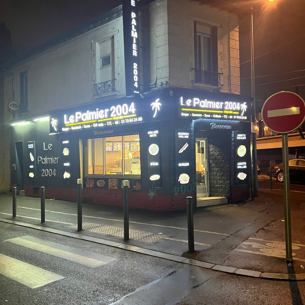 Le Palmier 2004 2