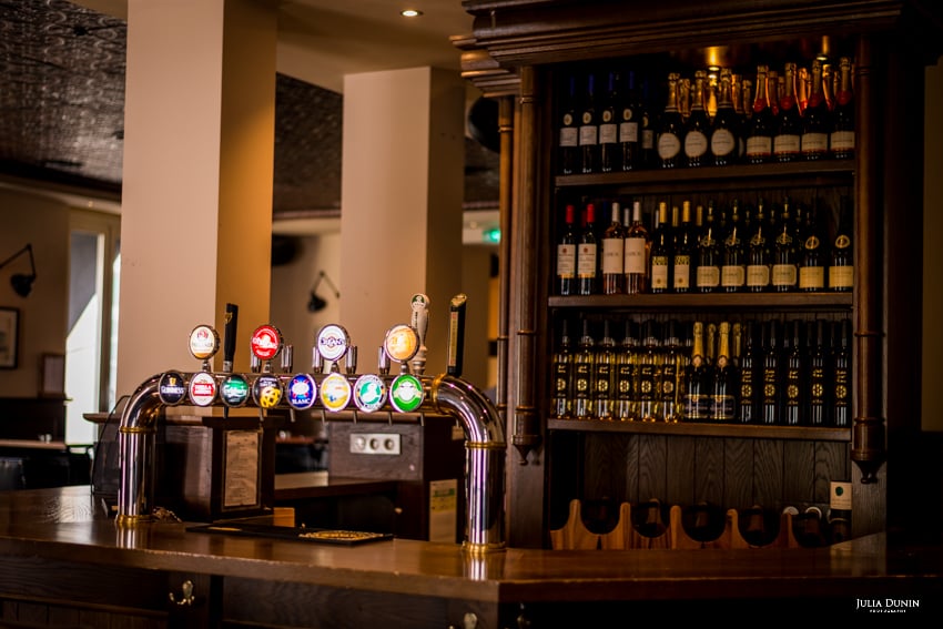 Ma Nolan's Irish Pub, Cannes 2
