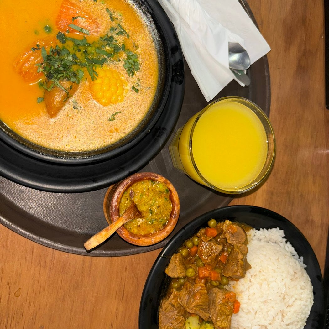 Pa’ Donde - Spanish Cuisine, Cafe, & Bar 3