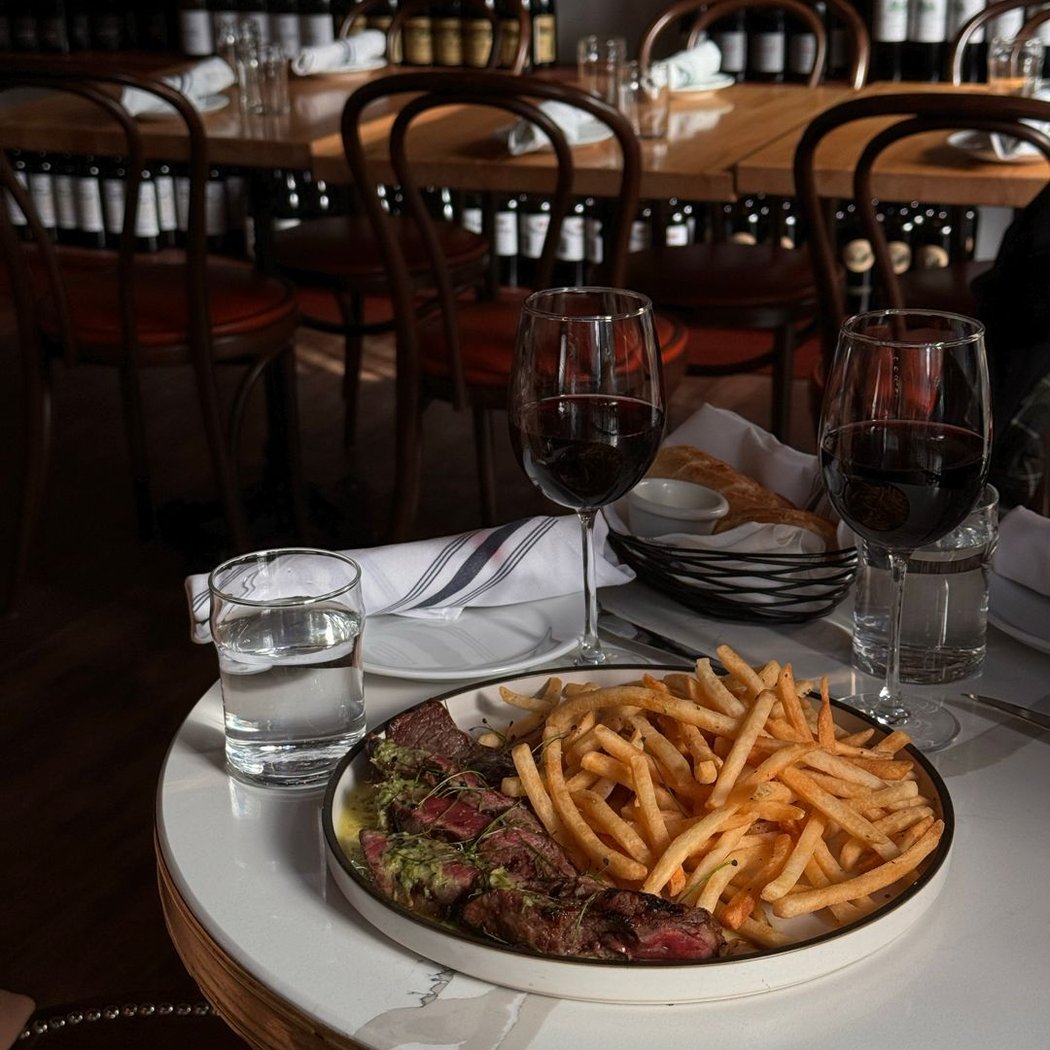 Bottomless Steak Frites at Batifol