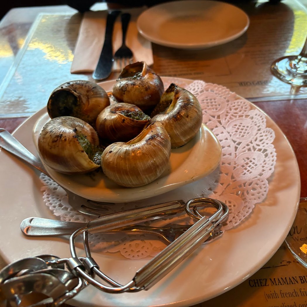 Chez Maman West 3