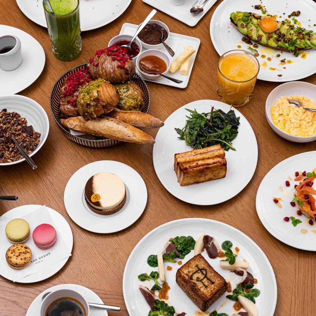 Brunch at Café Pierre Hermé 1
