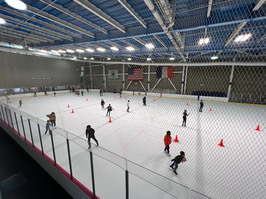 City Skate Pop Up Concerts - Ice Theatre of New York 2