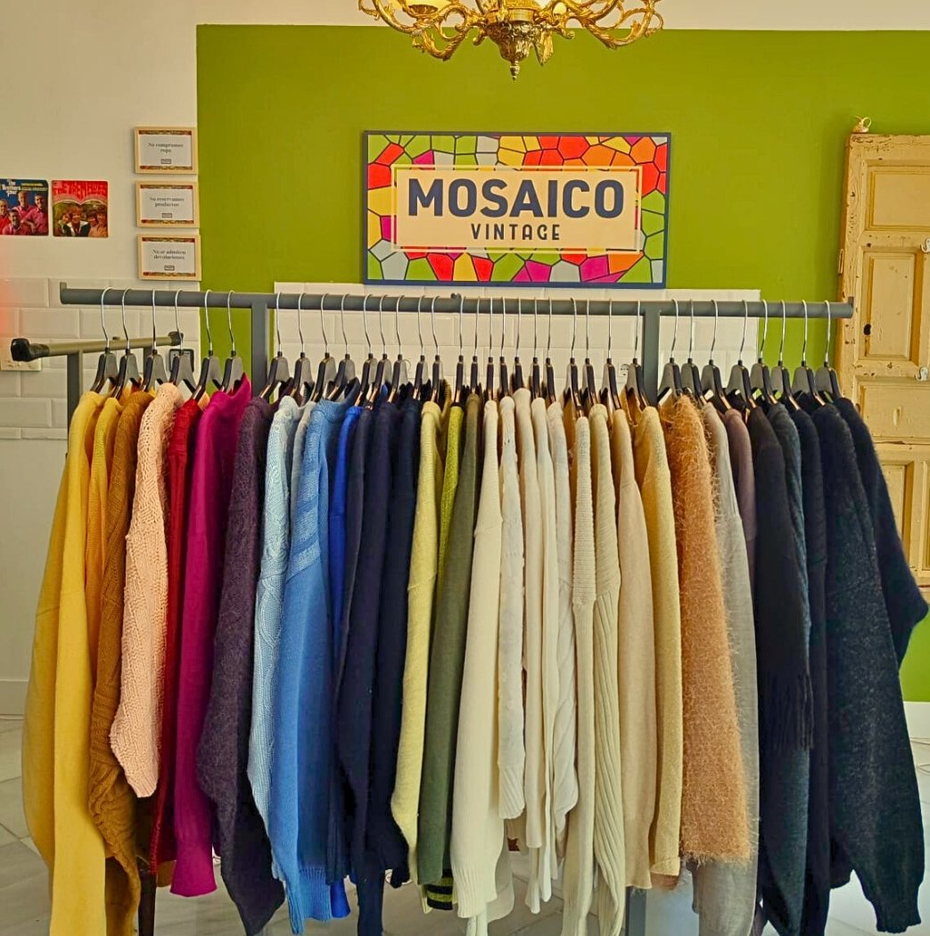 Mosaico Vintage (second-hand clothes) 5