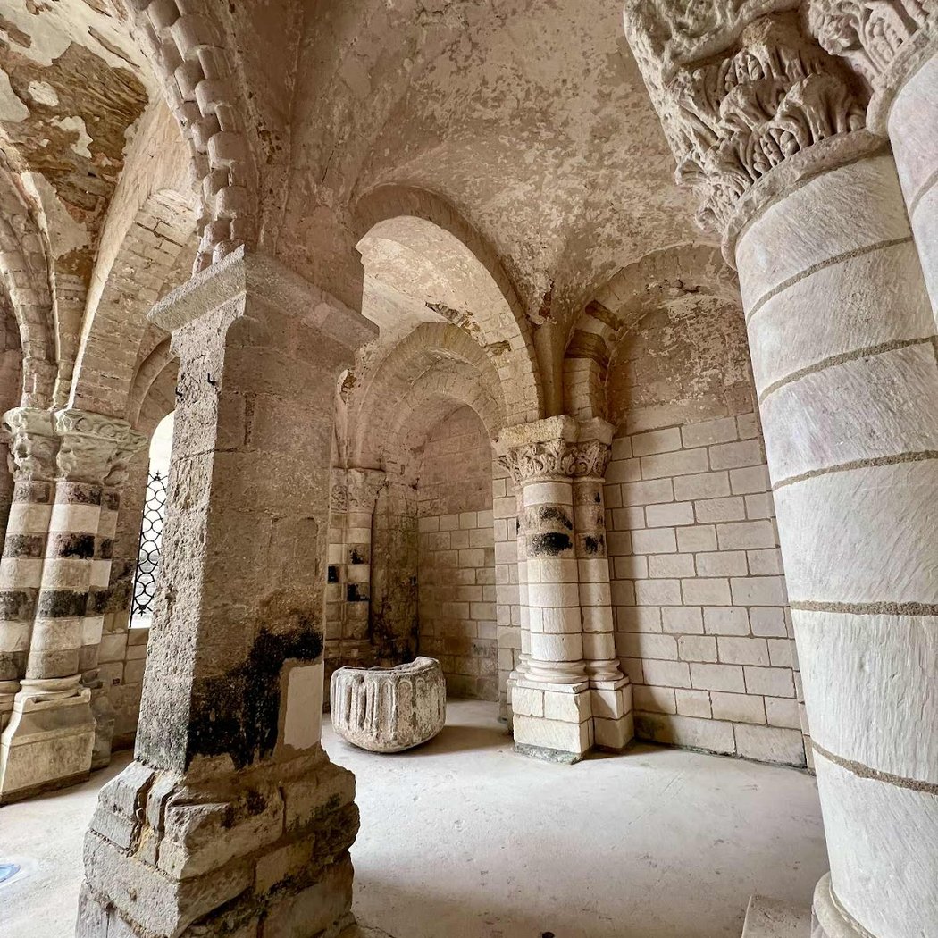 Eglise Saint Pierre d'Airvault 3